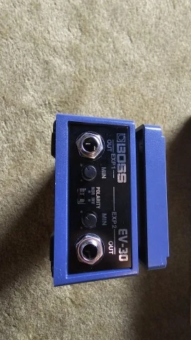 Boss EV-30