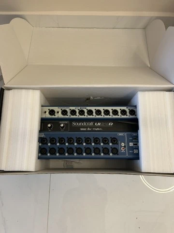 Soundcraft Ui24R Ψηφιακη Κονσολα Με 24 Εισόδους 14 Εξόδους Wifi