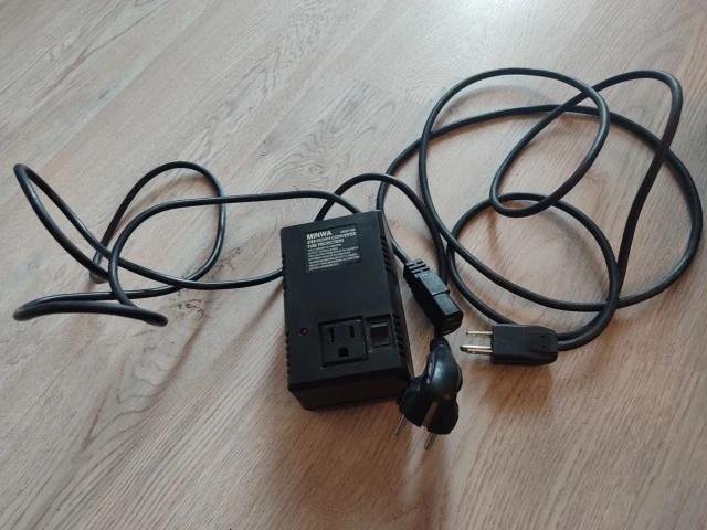 Mackie Micro Series 1202 (USA) - 1st Gen & Μετασχηματιστής 230V-120V