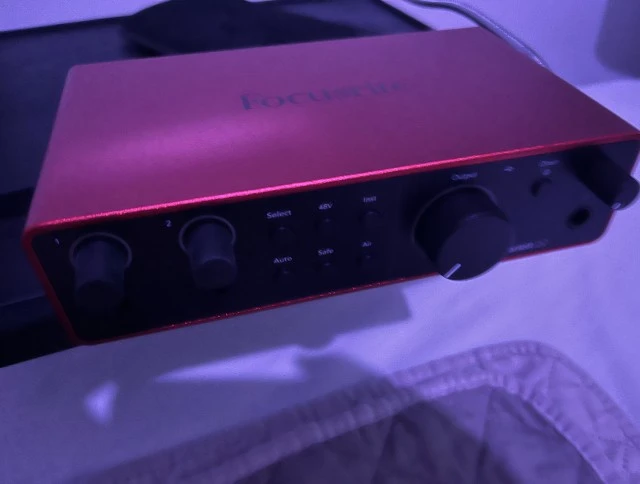 Focusrite Scarlett 2i2 4th Gen