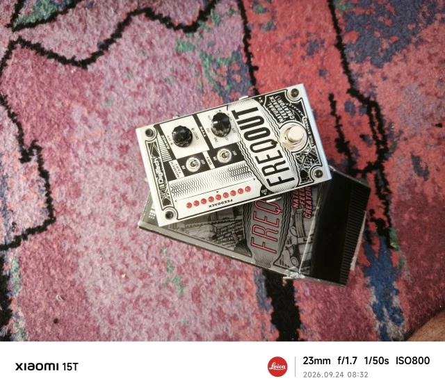 Digitech Freqout