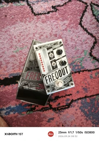 Digitech Freqout