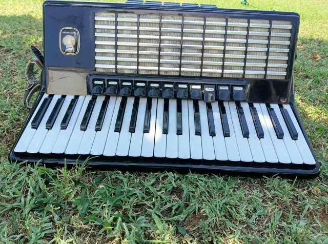 Weltmeister Stella 120 Bass