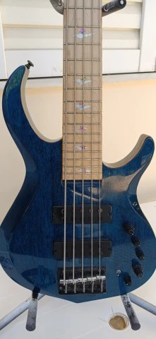 Sire Marcus Miller M2