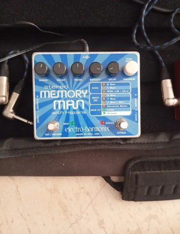 Electro-Harmonix Stereo Memory Man with Hazarai