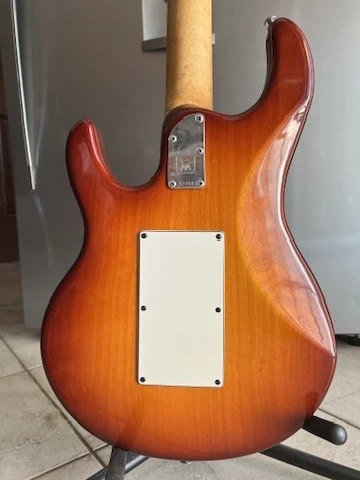 Ernie Ball Music Man Silhouette (1993) – Factory Floyd Rose HSH