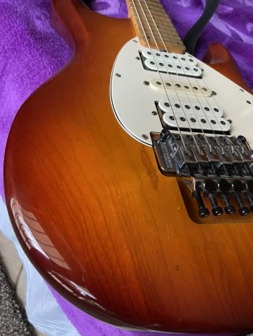 Ernie Ball Music Man Silhouette (1993) – Factory Floyd Rose HSH