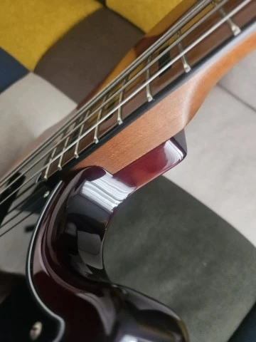 Sire Marcus Miller V5 Vintage Jazz Bass Tobacco Sunburst (2024) - Mint