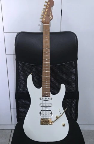 Charvel Pro-Mod DK24 HSS 2PT CM Snow White