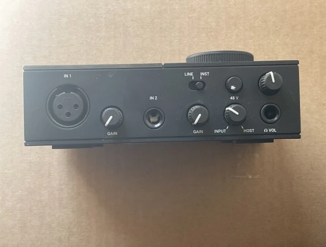 Native Instruments Komplete Audio 1
