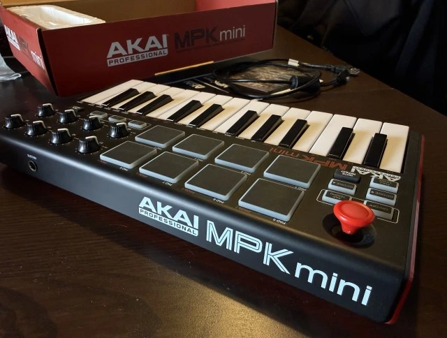 Akai Professional MPK Mini