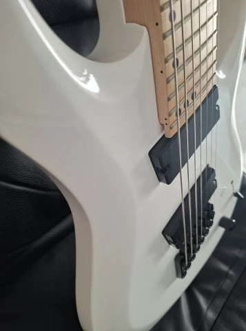 Harley Benton TE-20HH και Harley Benton R-457MN