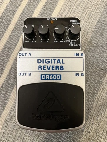 Behringer DR600
