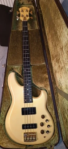 Ibanez Musician MC924