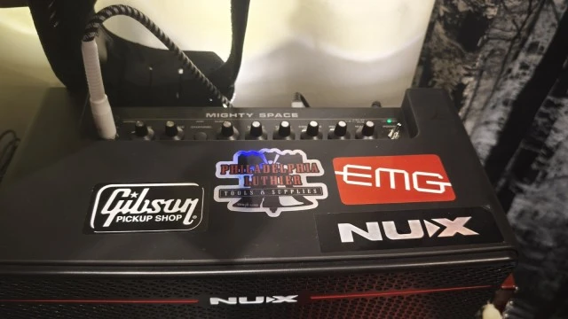 NUX Mighty Space