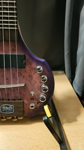 Mihando Fingy Bass 5string 16"