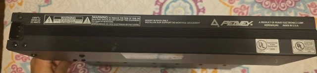 Κονσόλα PEAVEY 1002-8 RQ R/M και 2 Ηχεία SAMSON RESOLV 80a