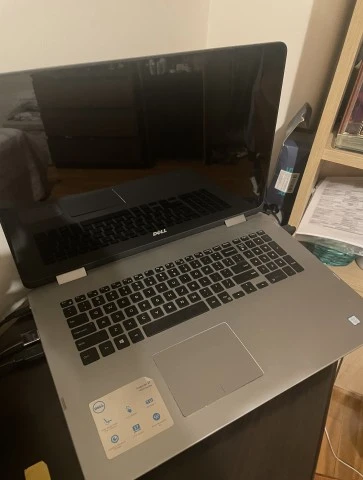 lap top dell 2 in 1 17 inch i7 48 ram