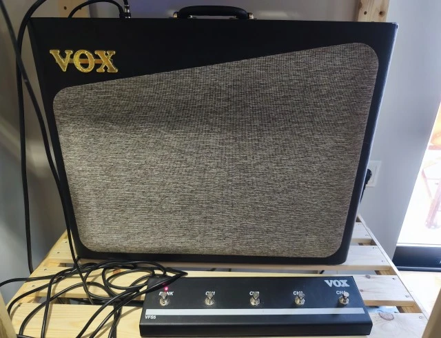 Vox AV60 combo ενισχυτής + αυθεντικό Vox VFS5 Foot Switch