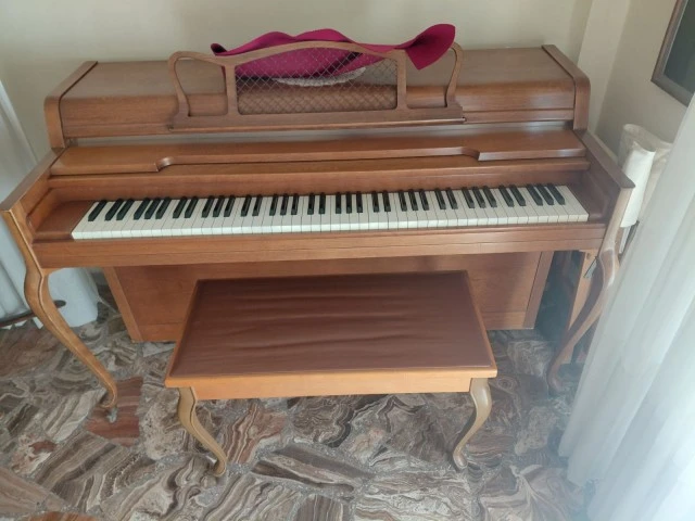 Yamaha c108