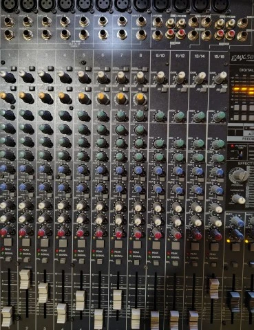 Yamaha EMX 5016 CF