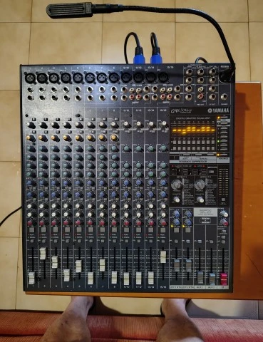 Yamaha EMX 5016 CF