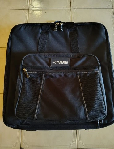Yamaha EMX 5016 CF
