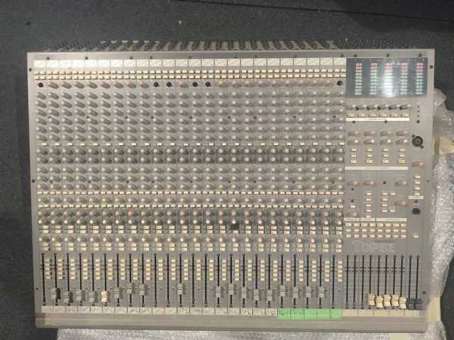 Soundcraft Topaz