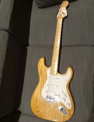 Custom stradocaster χειροποίητη