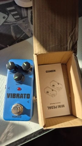 Kokko vibrato guitar effect pedal