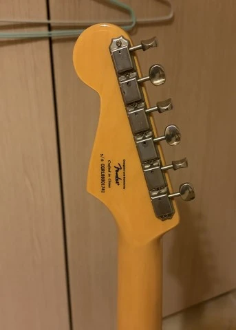Squier Classic Vibe 60s Stratocaster