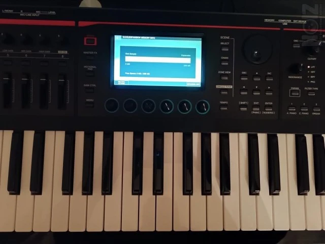 Roland Fantom-06