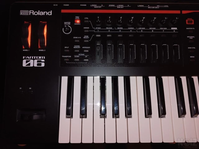 Roland Fantom-06