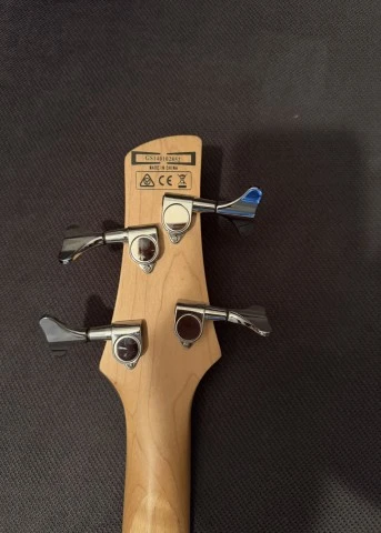 Ibanez GSR200