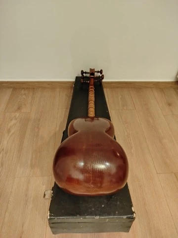 Iranian Tar - Περσικό Ταρ