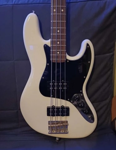 Fender Jazz Bass