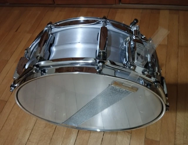 Pearl sensitone elite aluminium snare 14"X5"