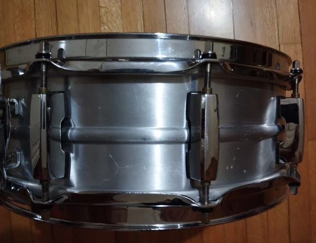 Pearl sensitone elite aluminium snare 14"X5"