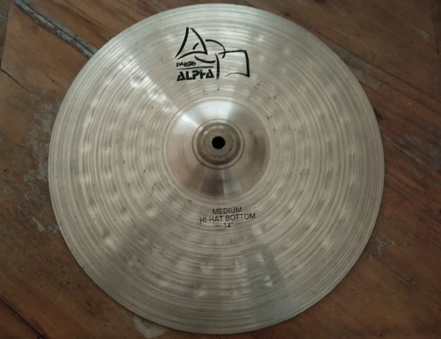 Paiste 14" Medium pst5 top/medium alpha Hi-hat