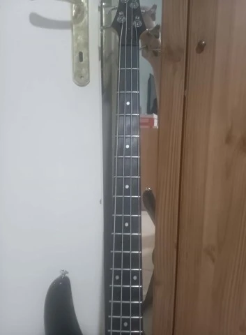 Ibanez GSR180