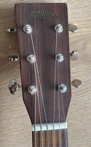 Sigma 000r-28v Natural Gloss