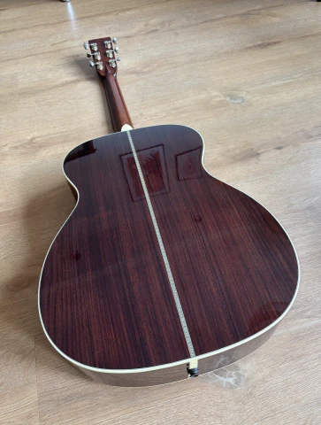 Sigma 000r-28v Natural Gloss
