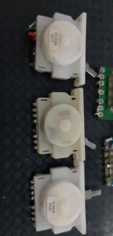 Switches 5 θεσεων και τριών θεσεων.