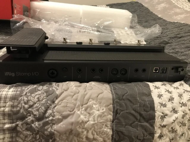 IK Multimedia iRig Stomp I/O