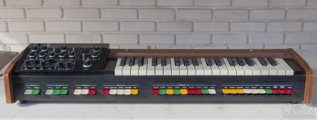 Roland SH-1000