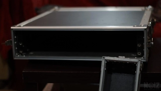 Flight case 2U