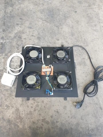 Fan x 4 rack