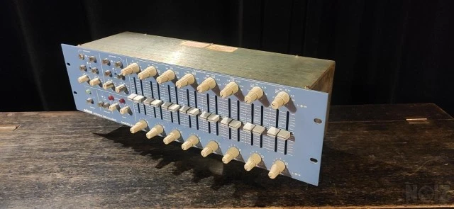Orban stereo equalizer Model 674A
