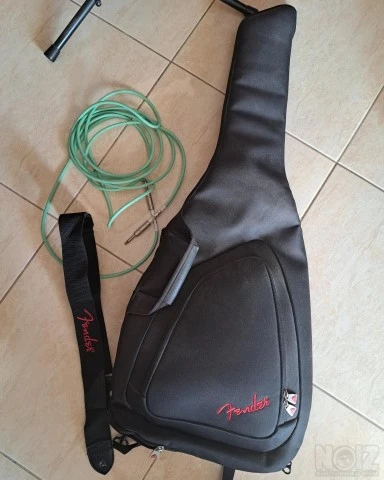 Fender bundle κιθάρα με ενισχυτή 