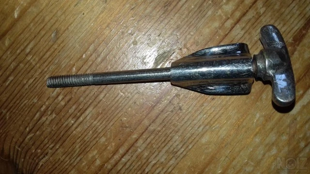 5 Die cast claws/Tension rods vintange 6
